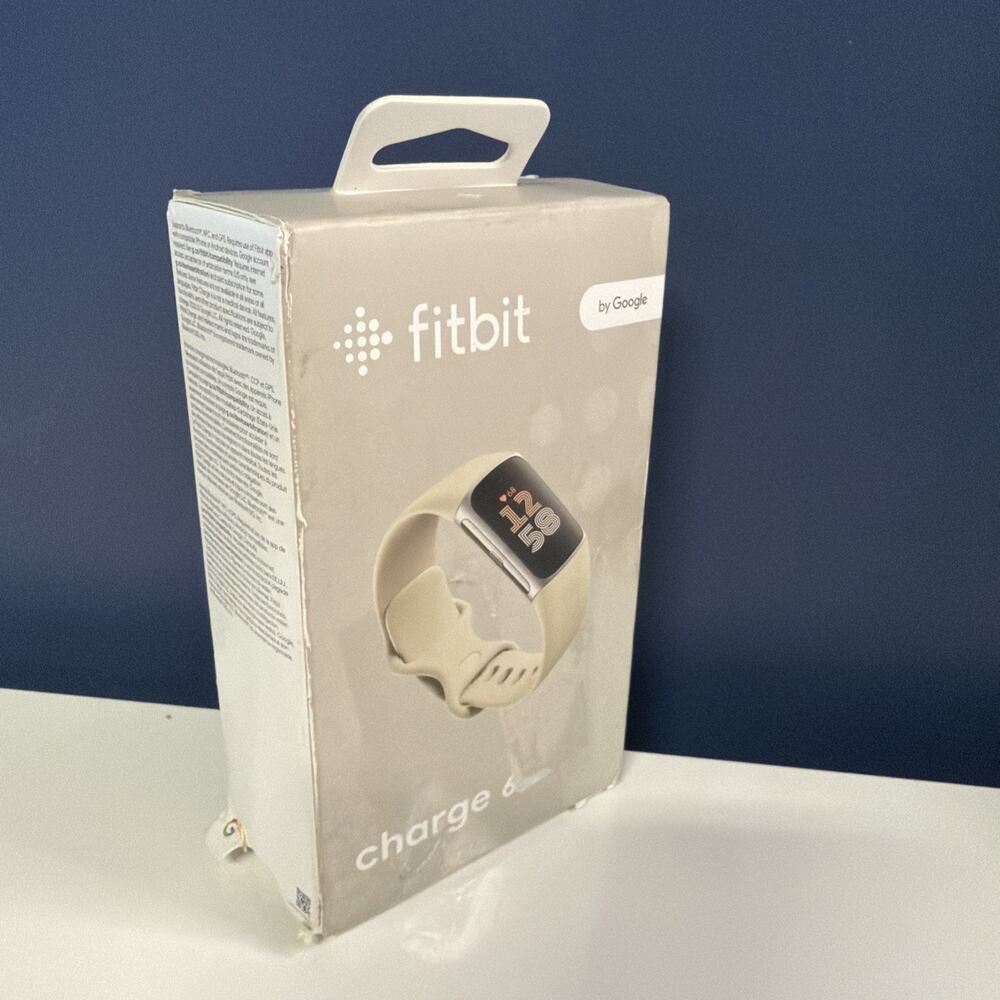 Fitbit Charge 6 Silver / Porcelain